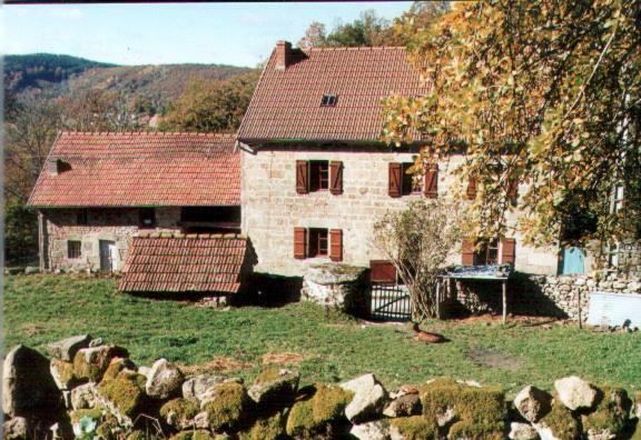B&B Petite Ferme D'Autrefois Saint-Georges-Nigremont 외부 사진